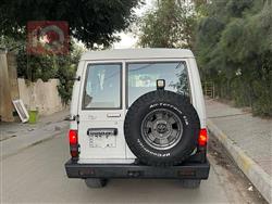 تۆیۆتا لاند کرۆزەر 70